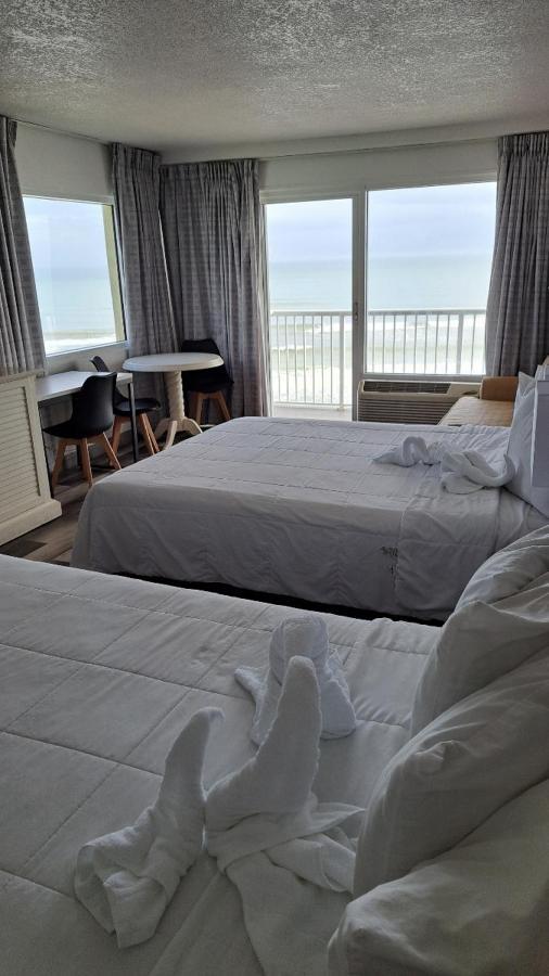 Emerald Shores - Daytona Hotel
