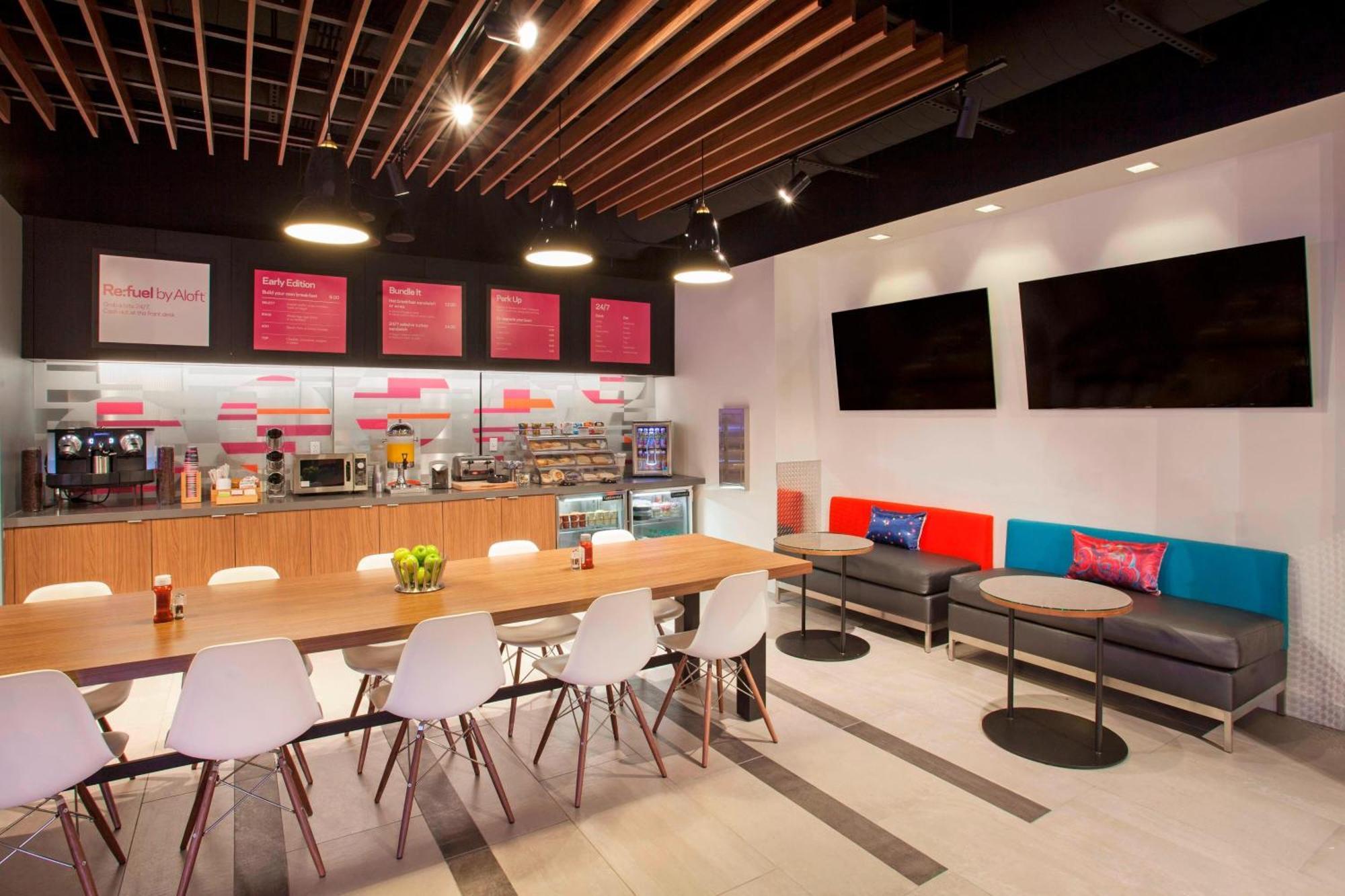 Hotel Aloft Miami Dadeland 3*