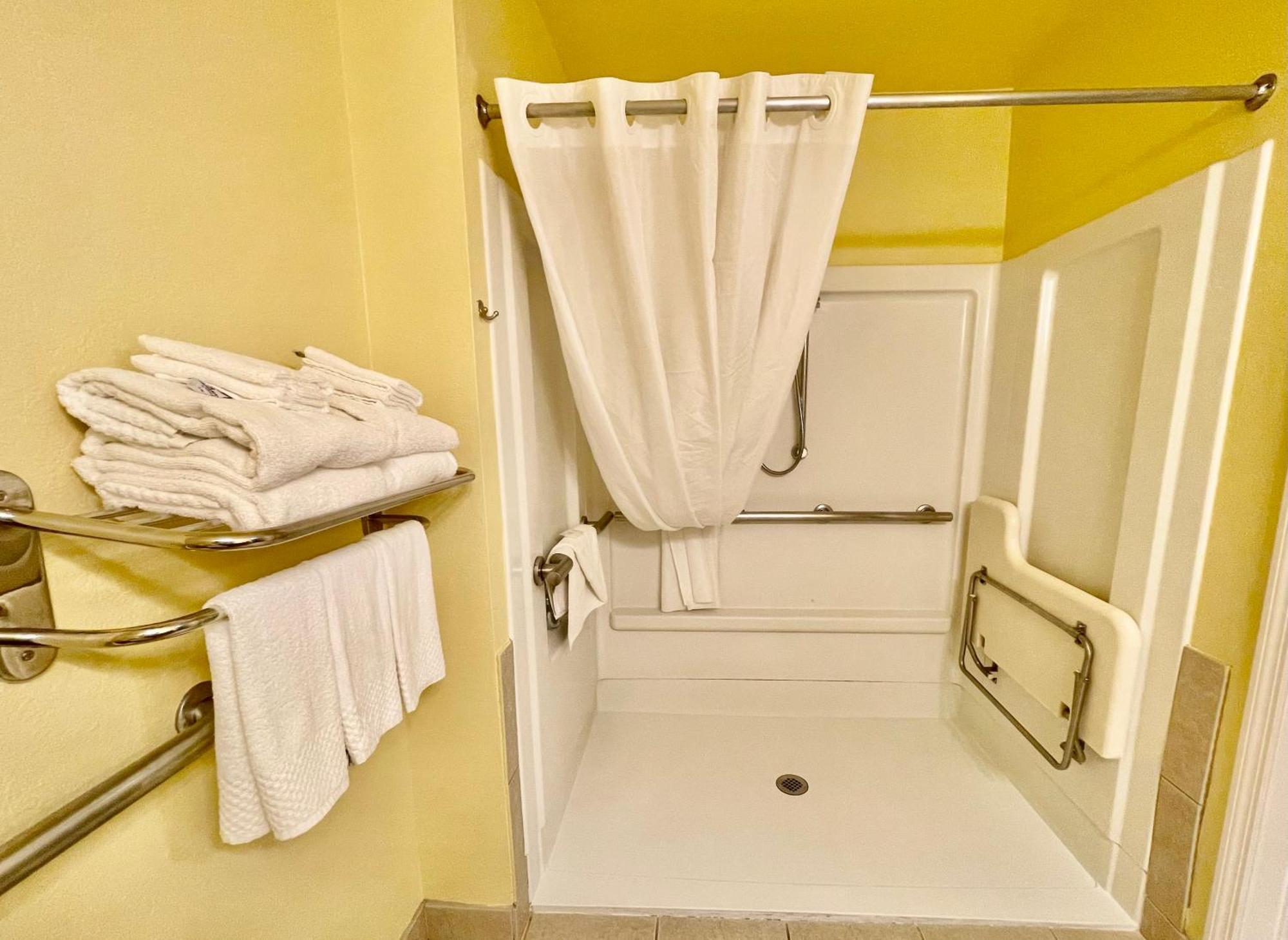 Suburban Myers Cape Coral Hotel 2*