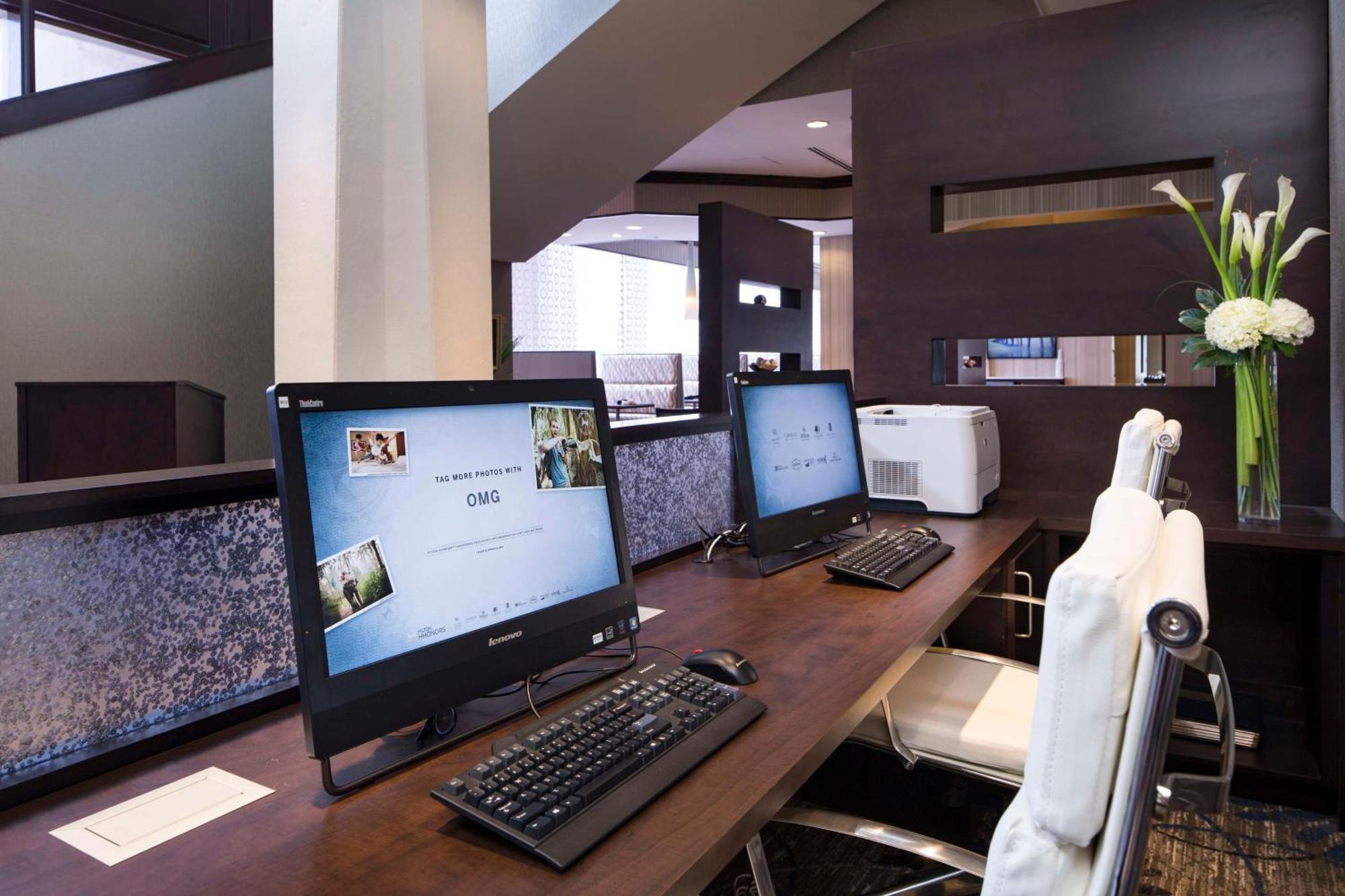 Doubletree By Hilton Riverfront, Fl Jacksonville