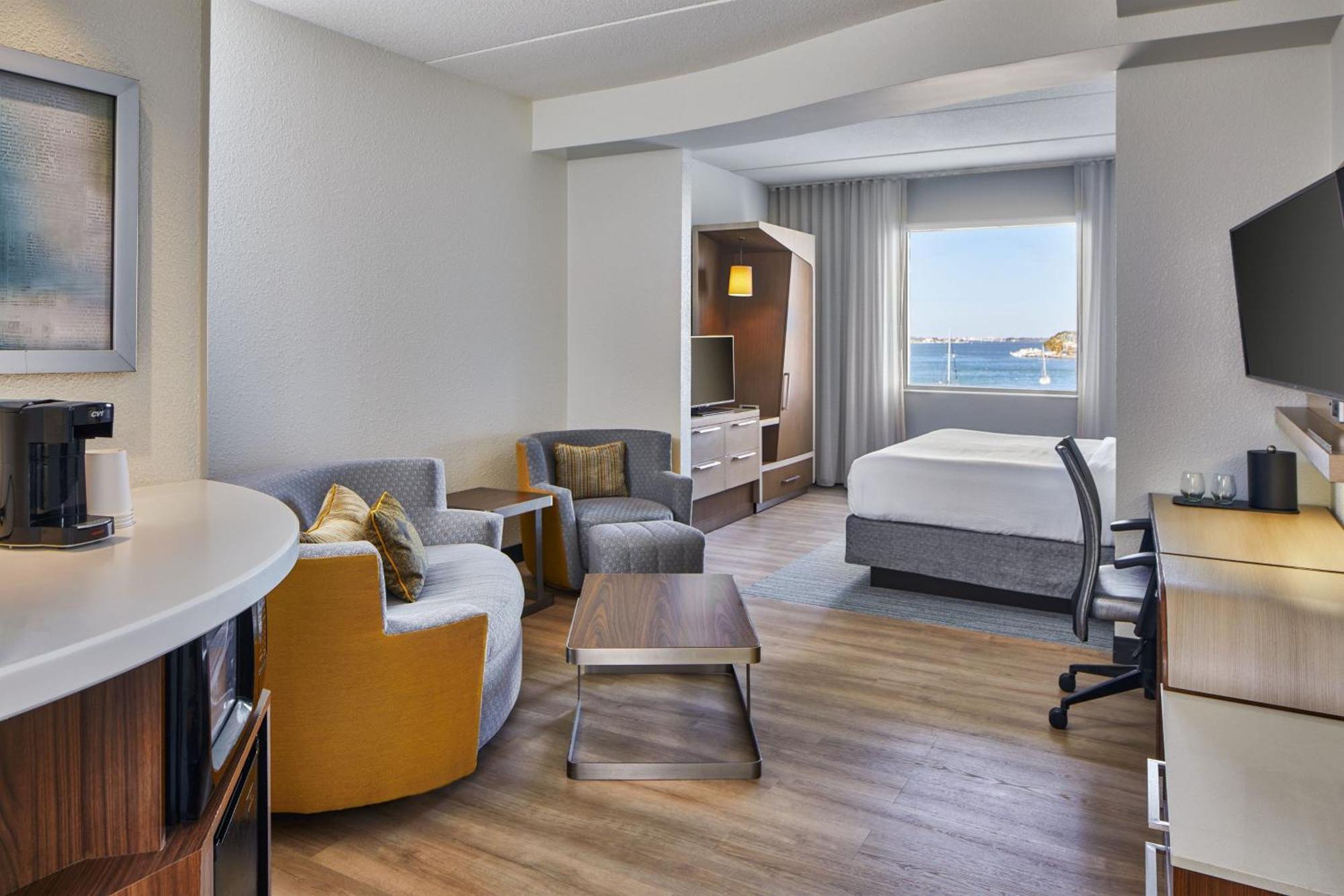 Courtyard By Marriott St. Petersburg Clearwater/madeira Hotel 3*