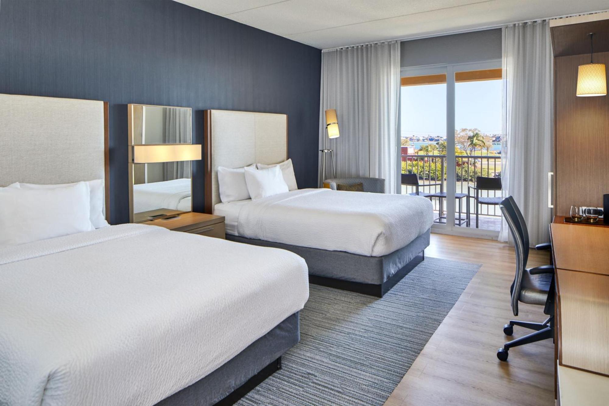 Courtyard By Marriott St. Petersburg Clearwater/madeira 3*