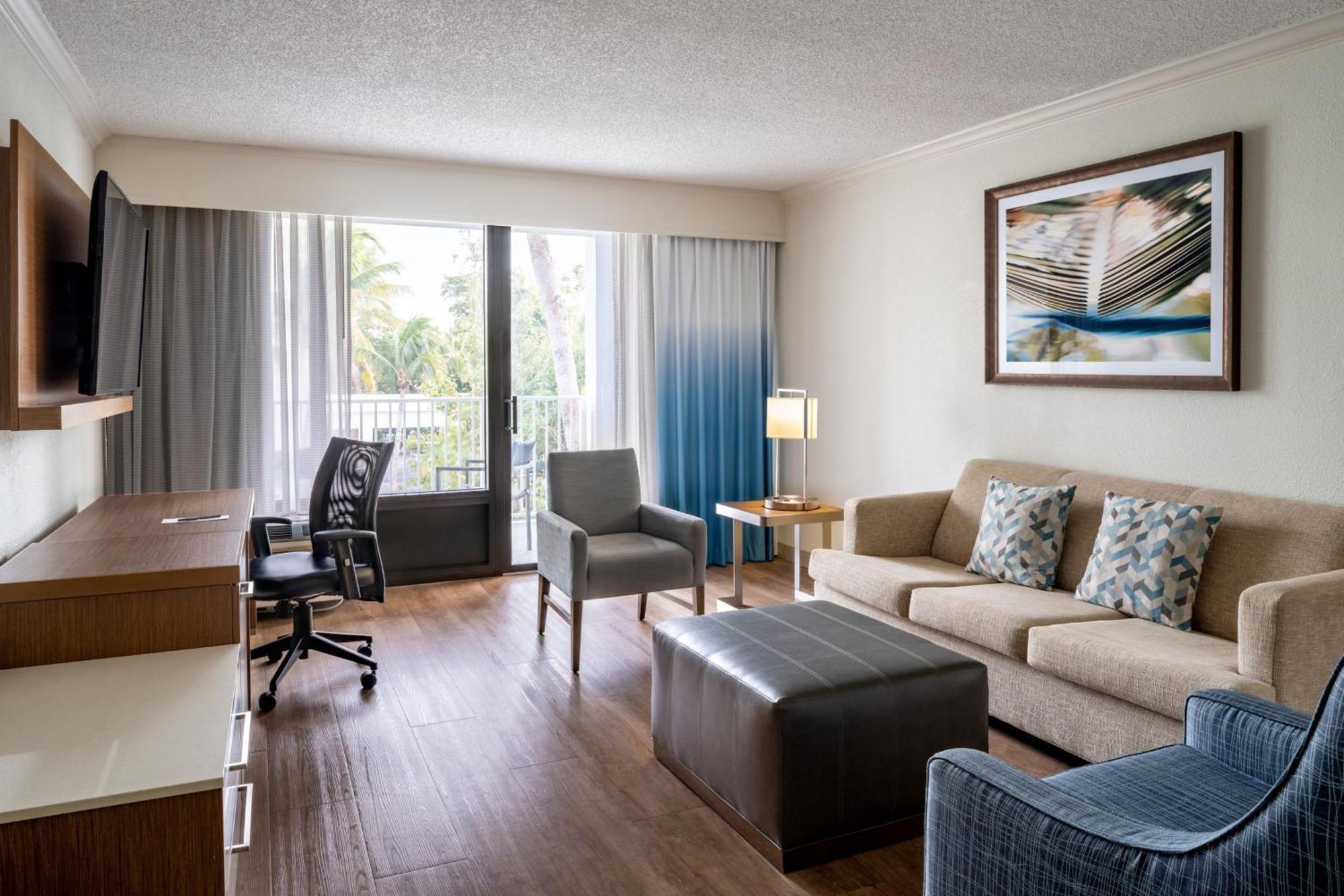 Courtyard By Marriott - Hotel Naples