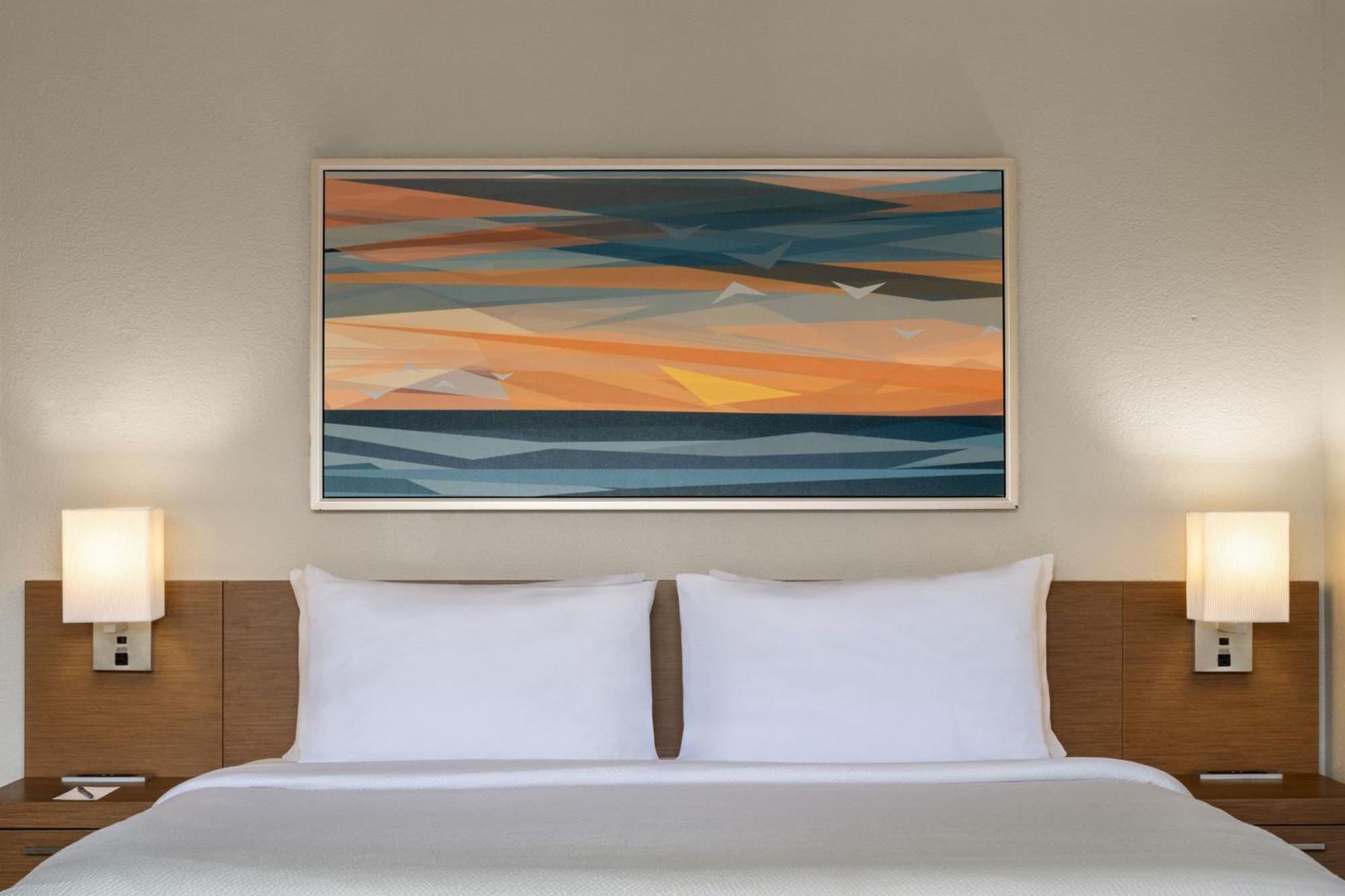 Courtyard By Marriott - 3* Naples