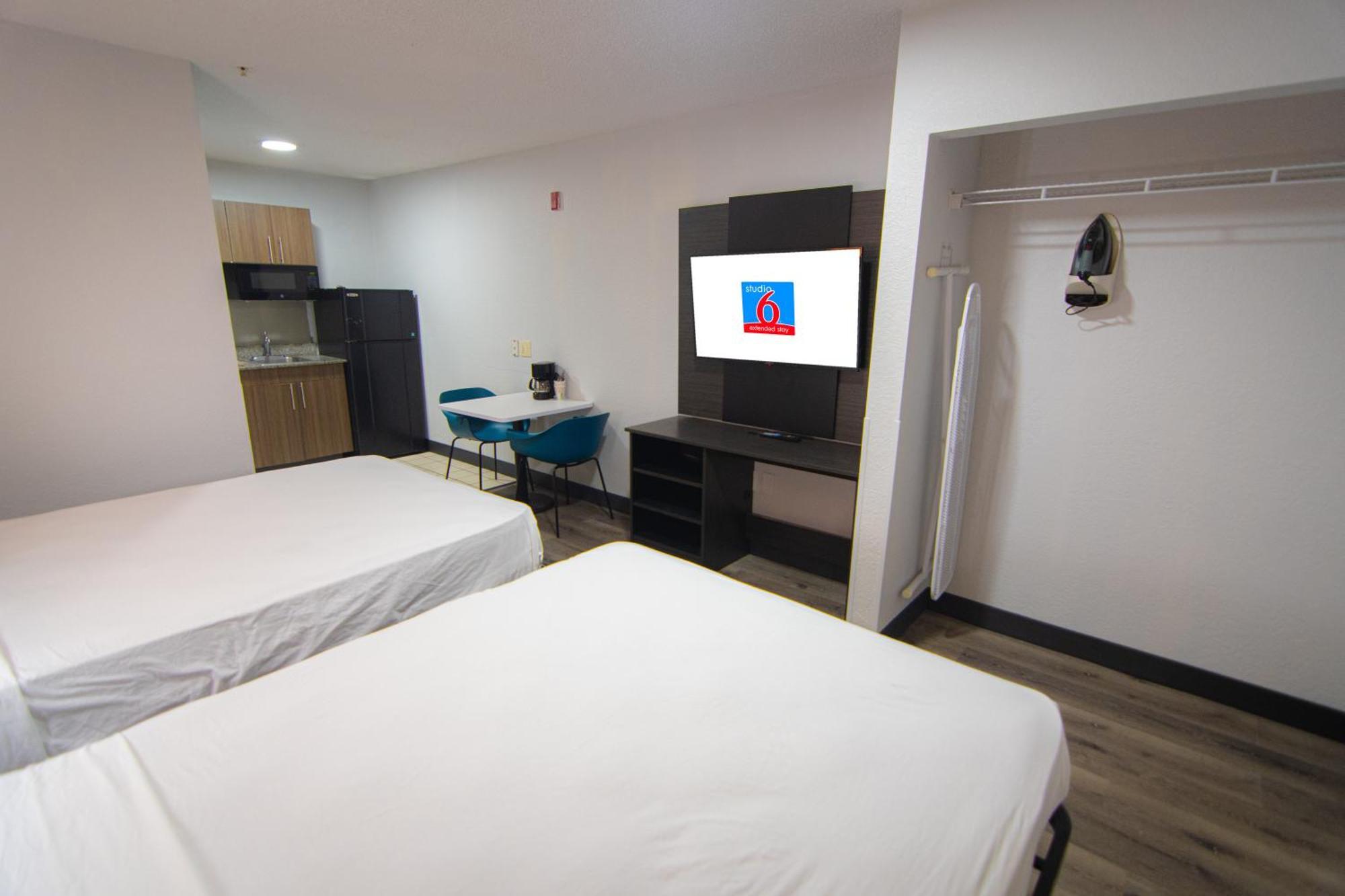 6-west Palm Beach, Fl Hotel 3*
