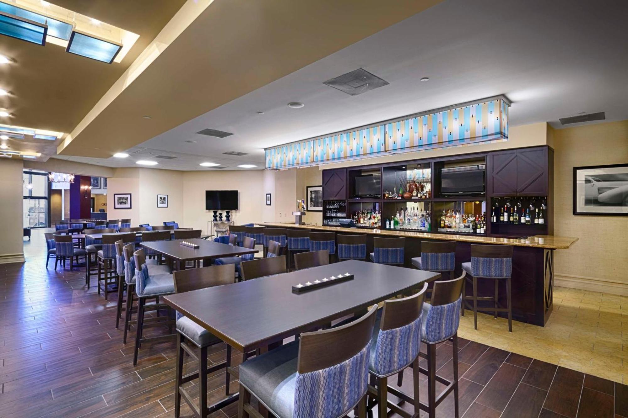 Doubletree By Hilton Downtown