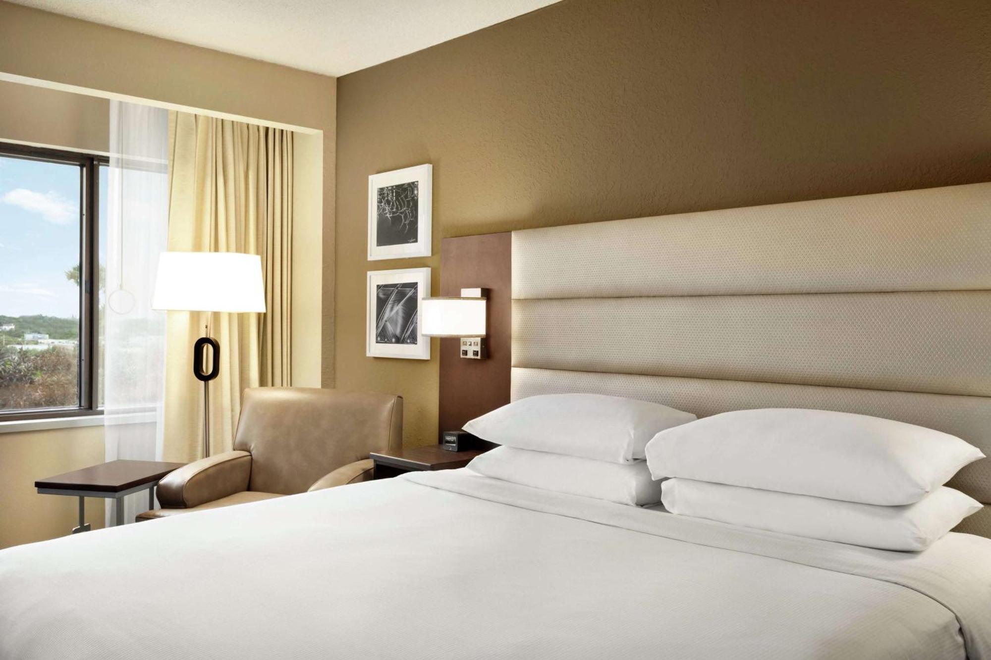 Hotel Doubletree By Hilton Downtown 4*