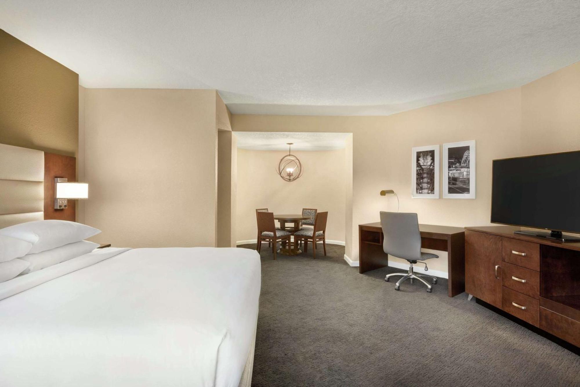 Doubletree By Hilton Downtown Hotel Orlando
