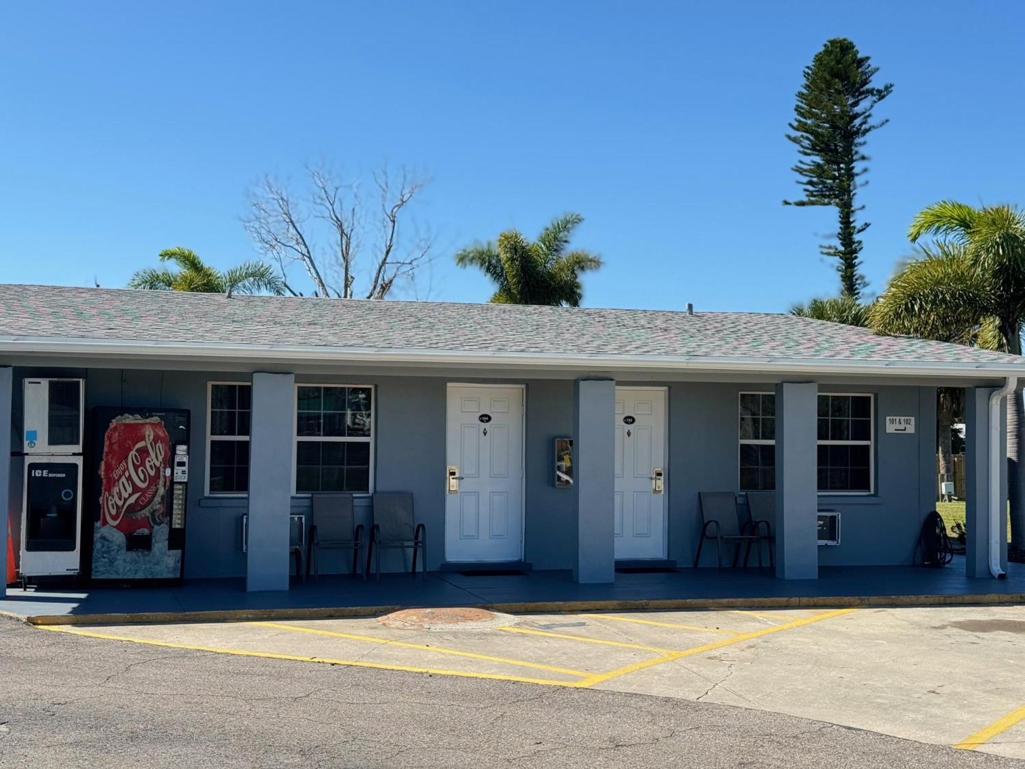 Motel American 2*