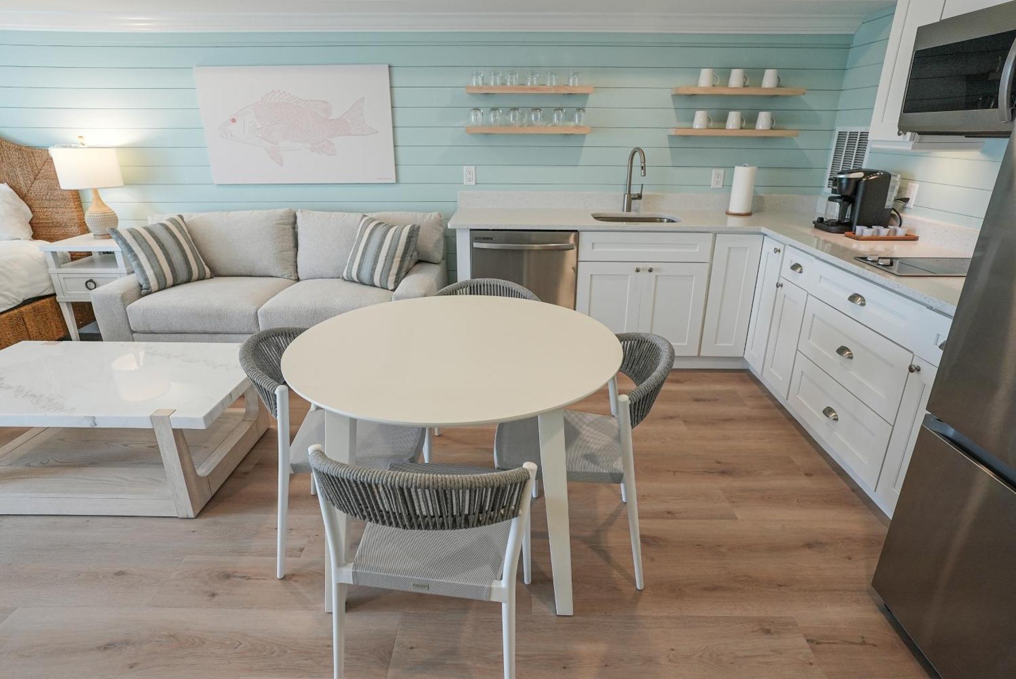Manasota Key Hotel