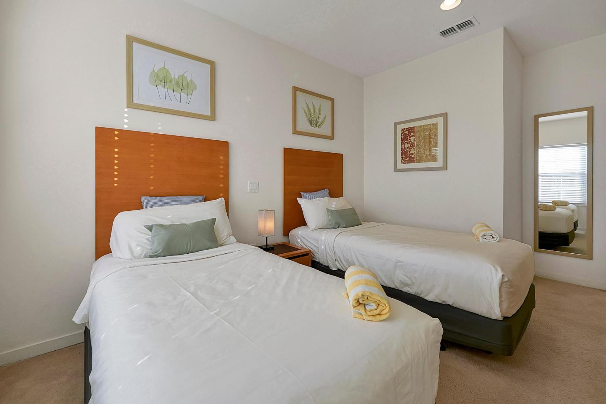 Regal Oaks Resort Vacation Townhomes By Idiliq - Free Private Hot Tub! Hotel Kissimmee
