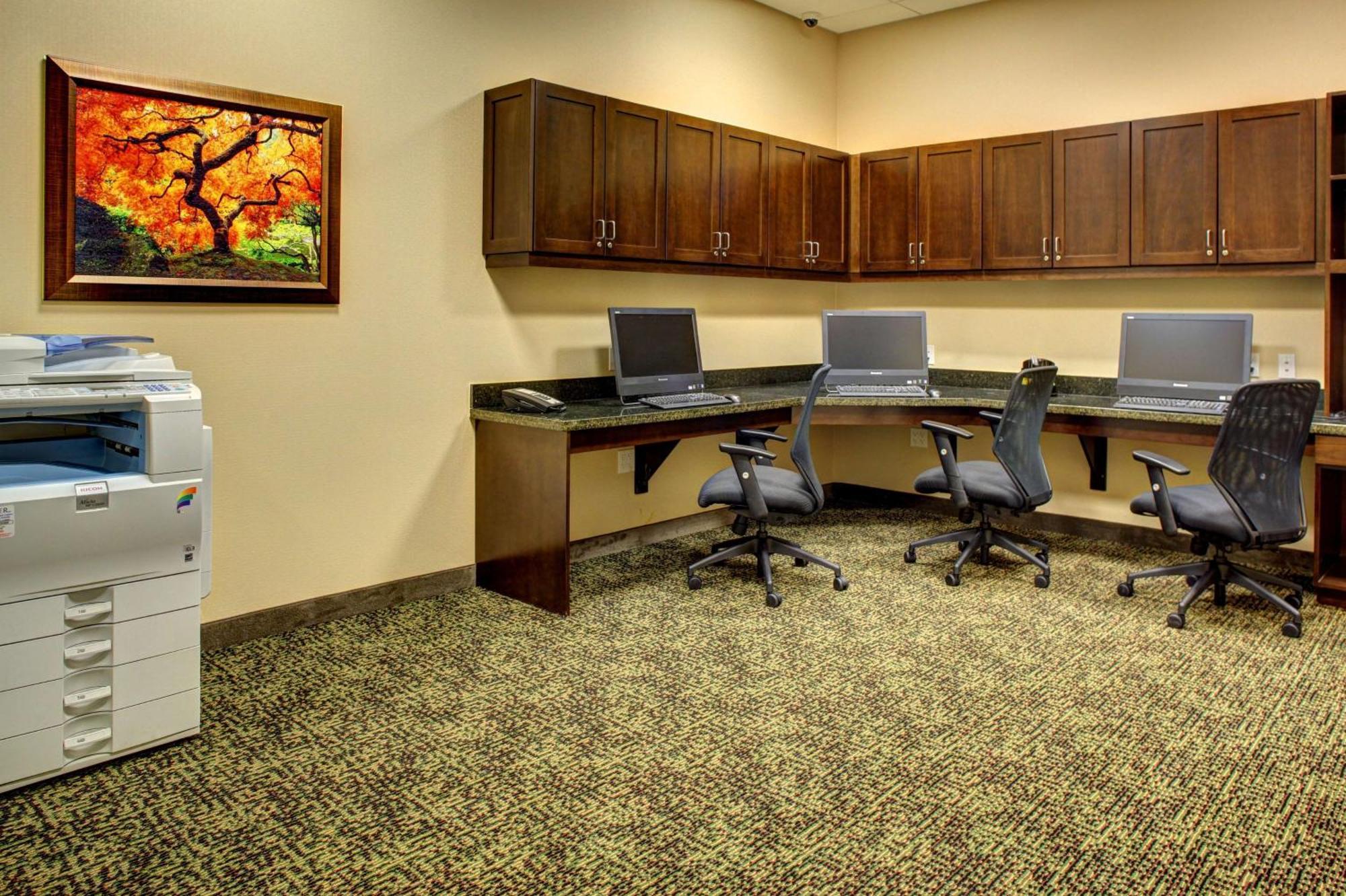 Hampton And Coconut Creek Hotel 3*