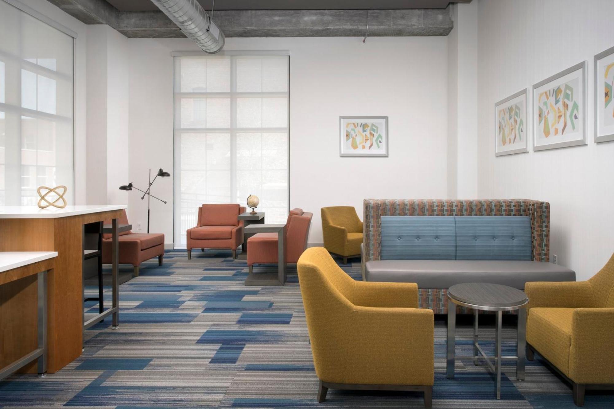 Hotel Express Downtown By Ihg
