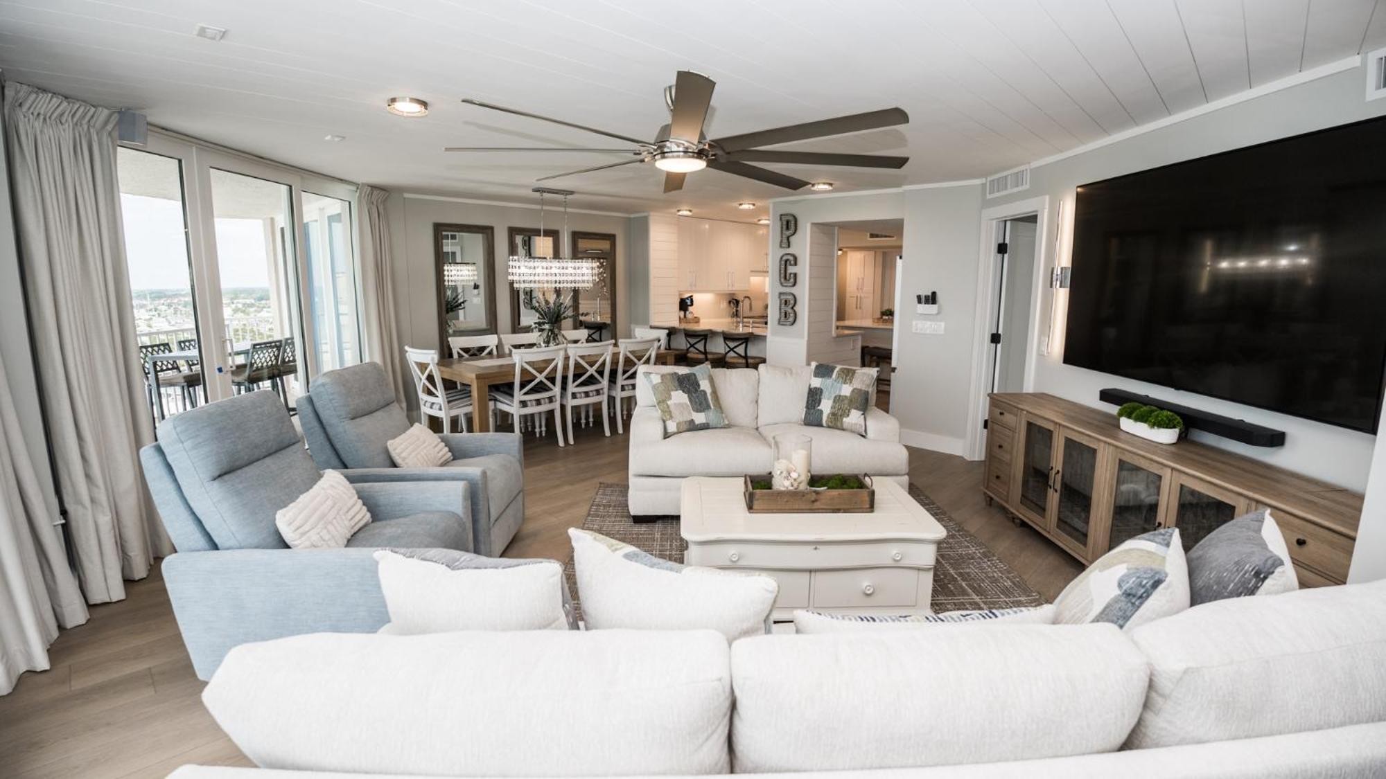 New - 3br 3ba Corner Beachfront - 2024 Remodel - 3 Pools, Tiki Hut, Gym, Tennis * Panama City Beach