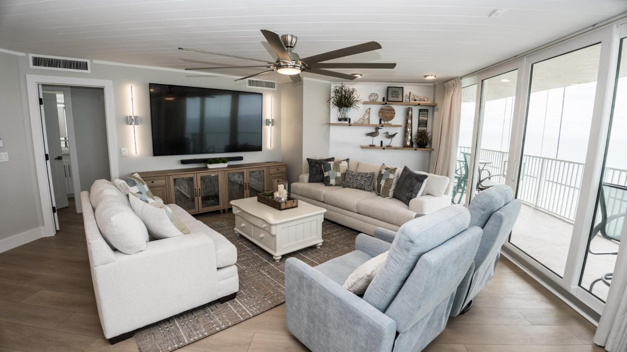 New - 3br 3ba Corner Beachfront - 2024 Remodel - 3 Pools, Tiki Hut, Gym, Tennis Panama City Beach