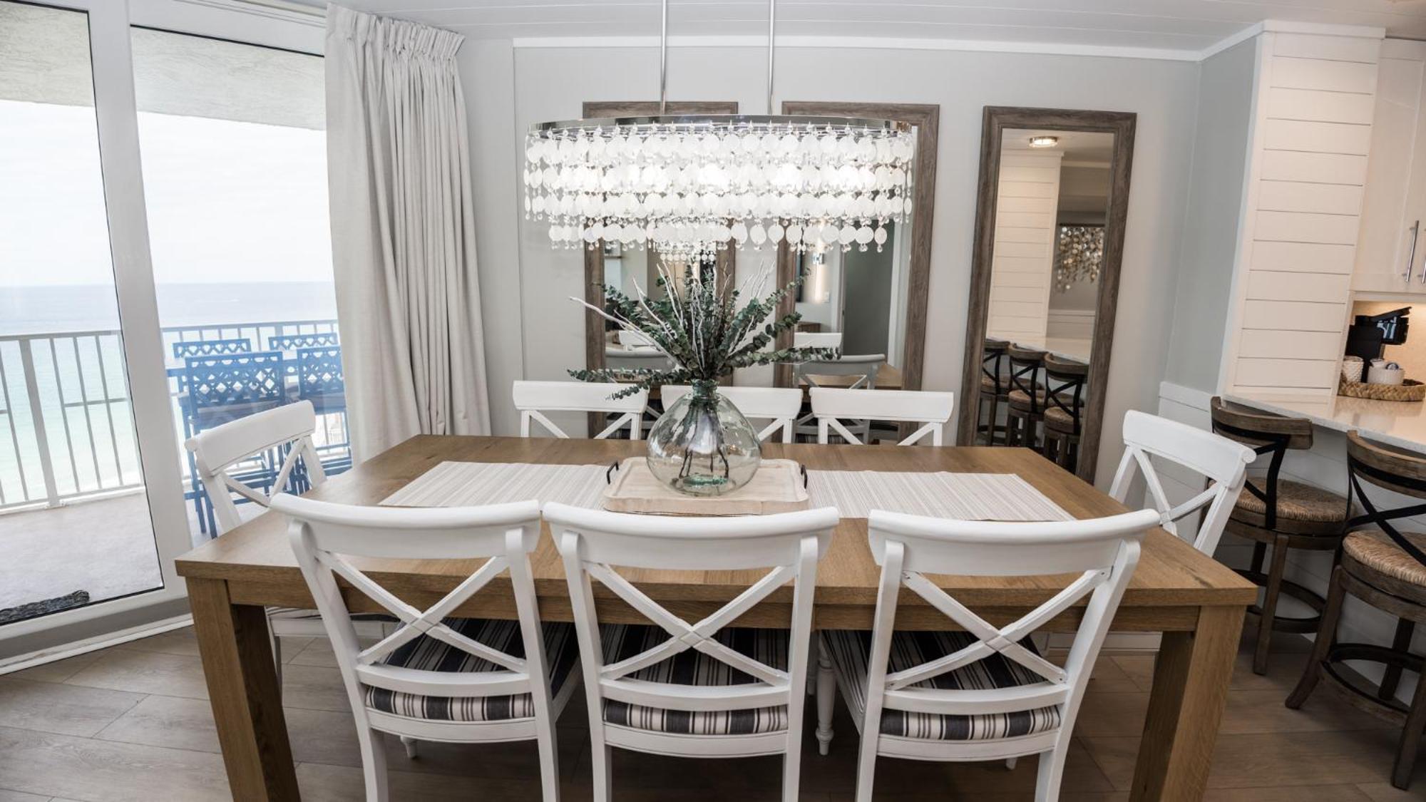New - 3br 3ba Corner Beachfront - 2024 Remodel - 3 Pools, Tiki Hut, Gym, Tennis Apartment Panama City Beach
