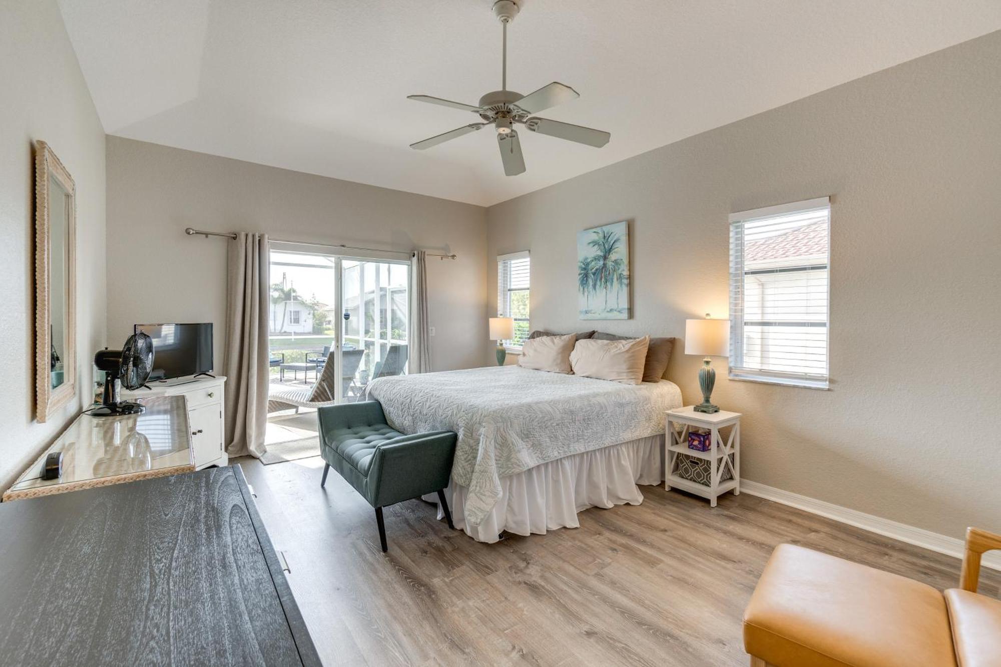 With Private Pool Steps To Canal! Punta Gorda