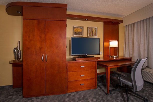 Courtyard By Marriott Lauderdale Of 3* Plantation