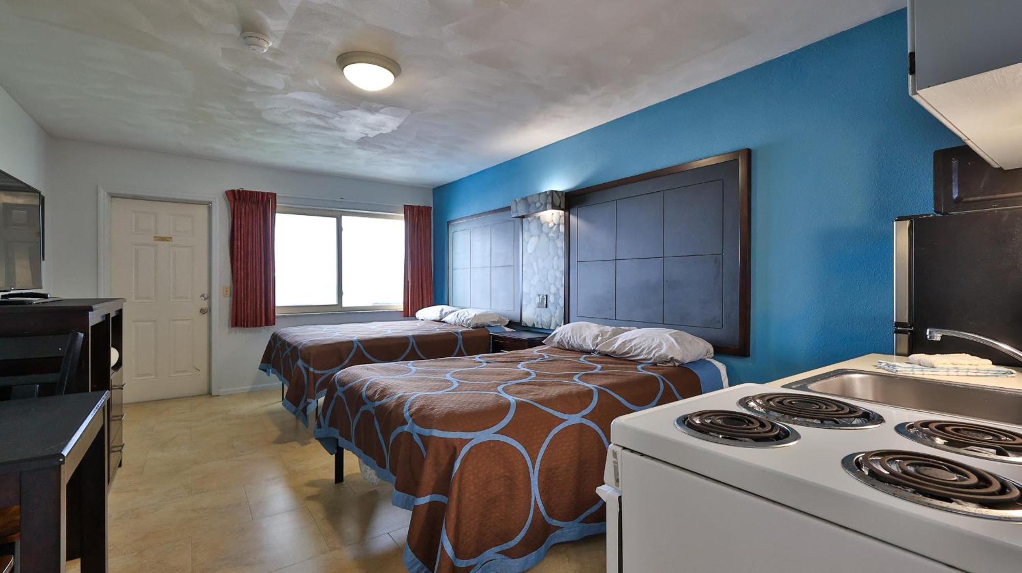 Motel Driftwood 2*