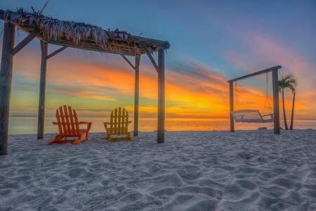 The Hemingway Subtropical Luxury On The Bay Holiday home Tampa