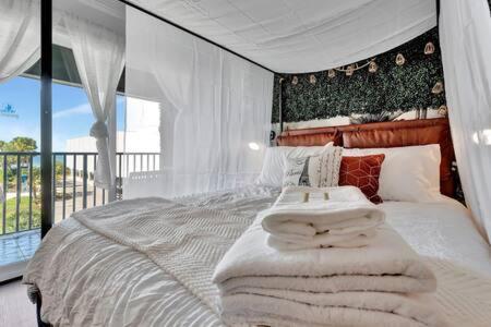 The Hemingway Subtropical Luxury On The Bay * Tampa