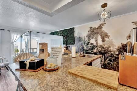 Holiday home The Hemingway Subtropical Luxury On The Bay