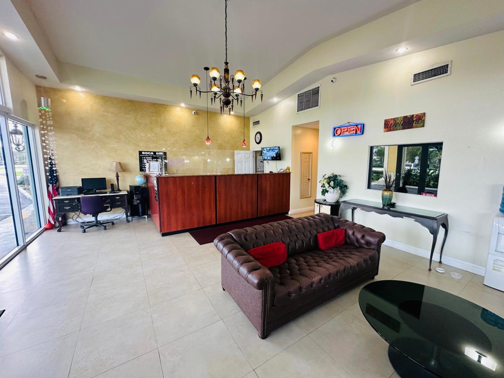 Inn Boca