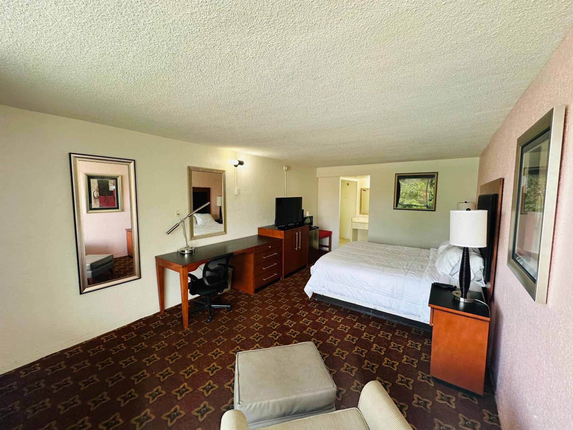 Boca Inn 3*