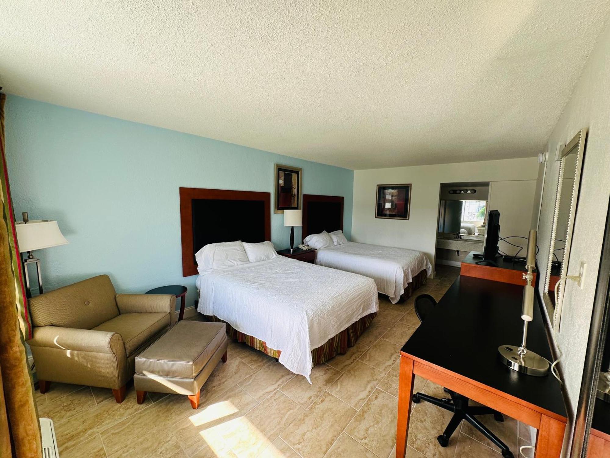 Inn Boca