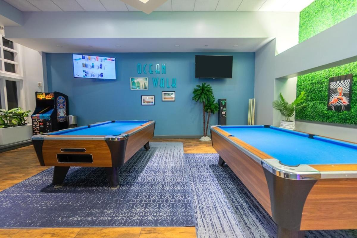 2 Bedroom Direct Oceanfront Wyndham Ocean Walk - Daytona Funland 1601 Apartment Daytona Beach