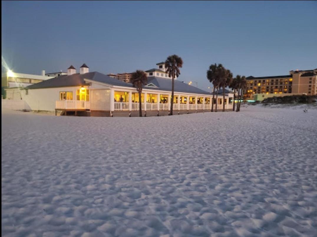 Coral D4 Aparthotel Clearwater Beach