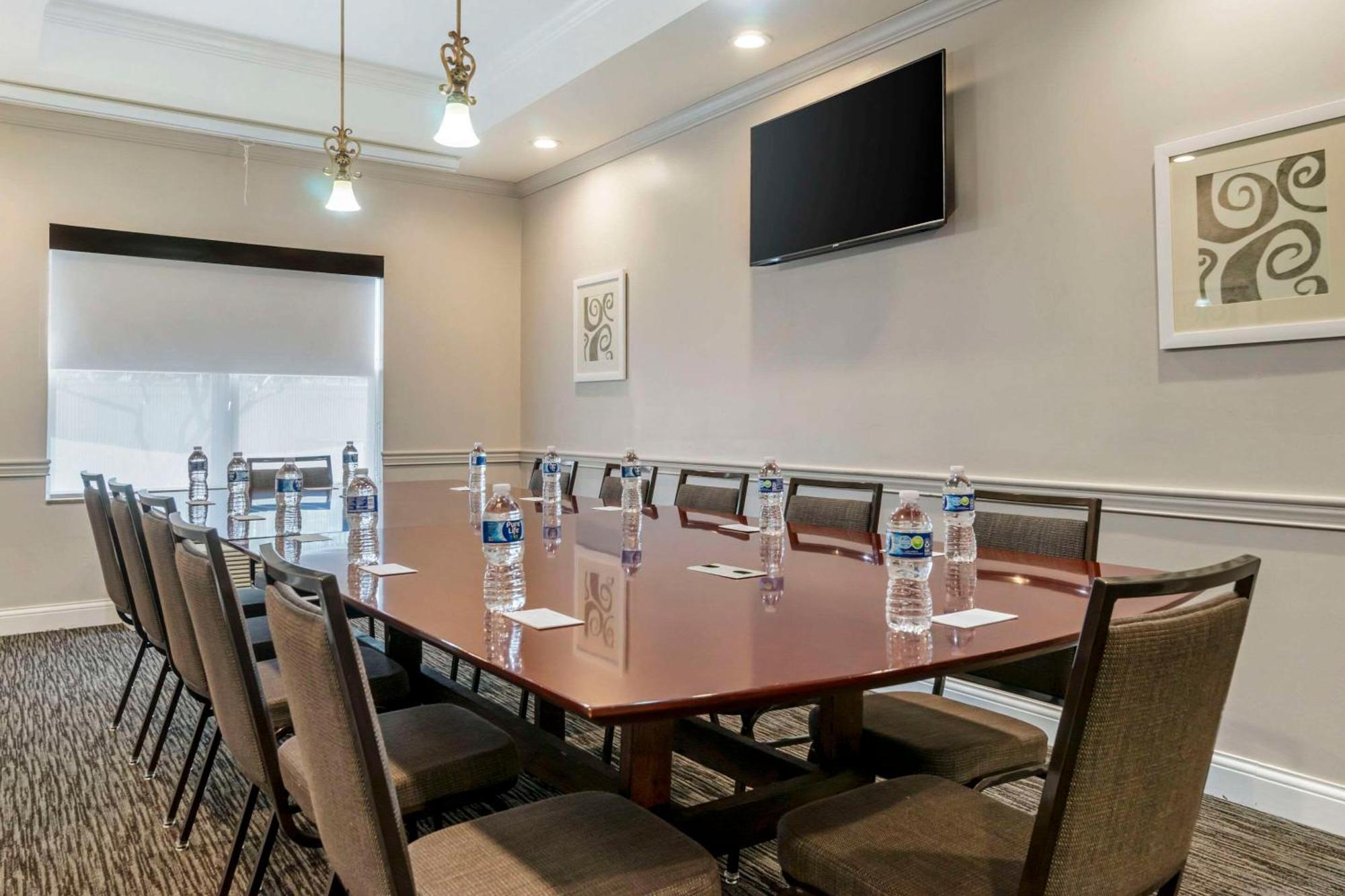 Hotel Country & By Radisson, Airport North, Fl Tampa