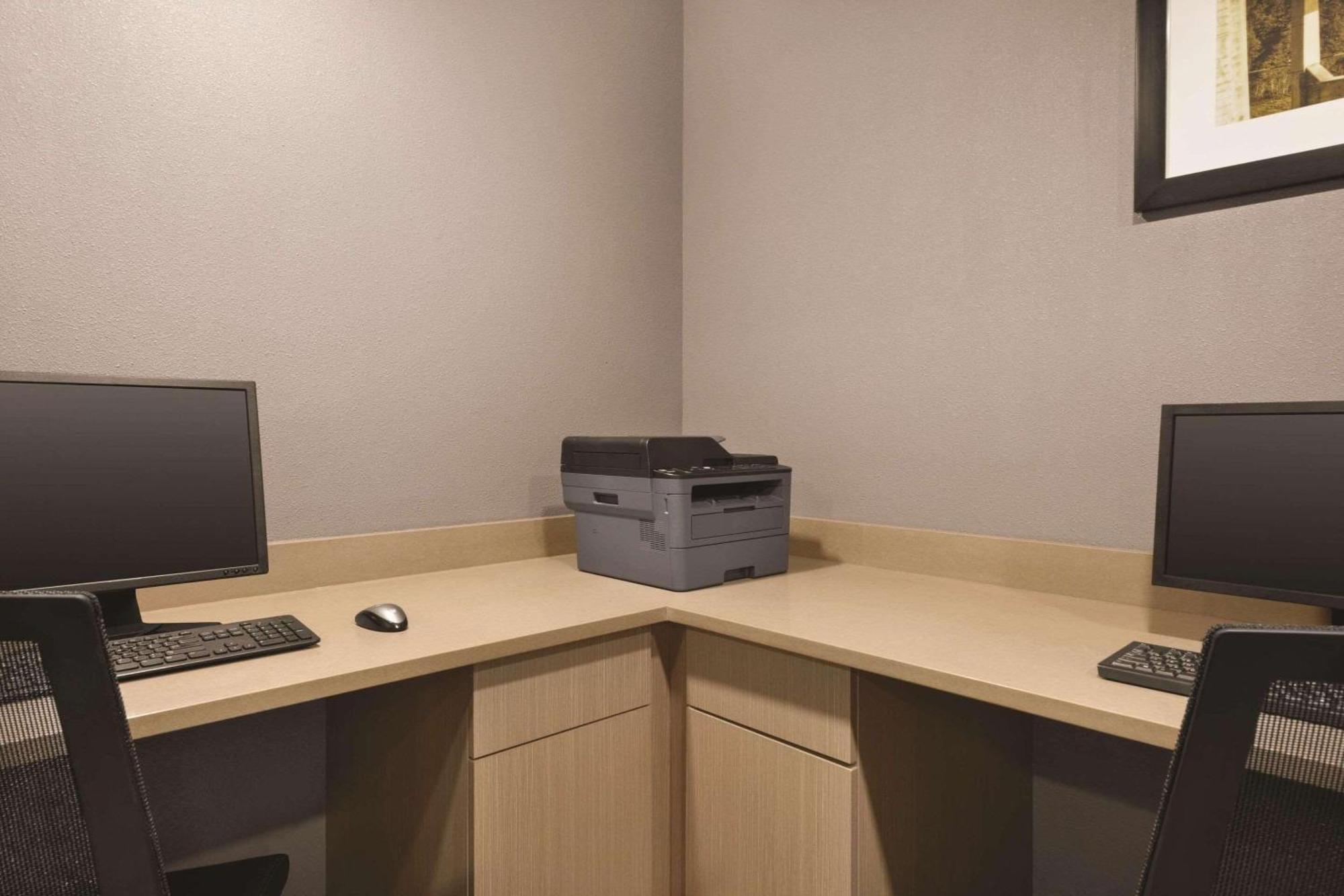 Country & By Radisson, Bradenton-lakewood-ranch, Fl 3*