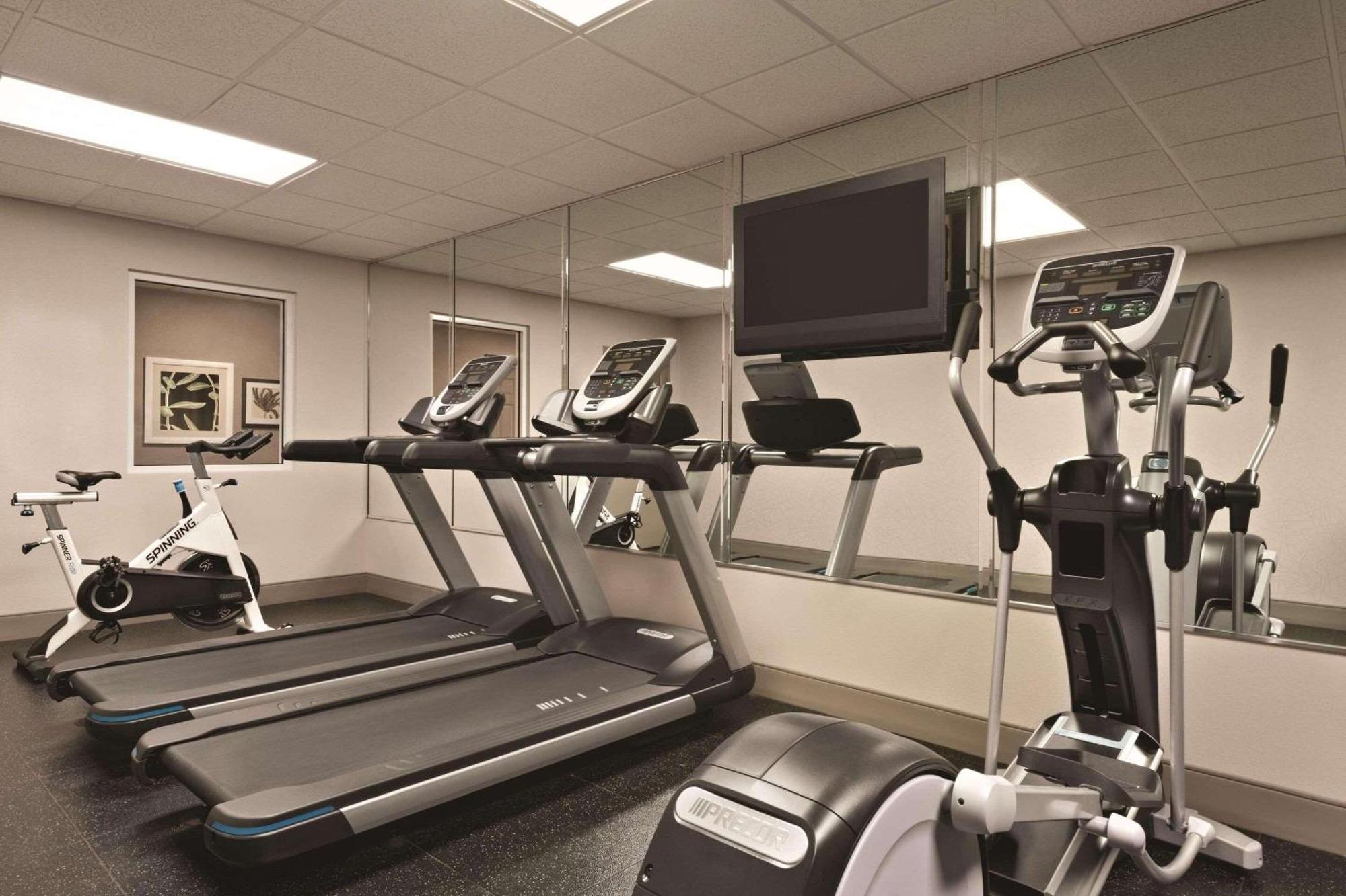 Hotel Country & By Radisson, Bradenton-lakewood-ranch, Fl