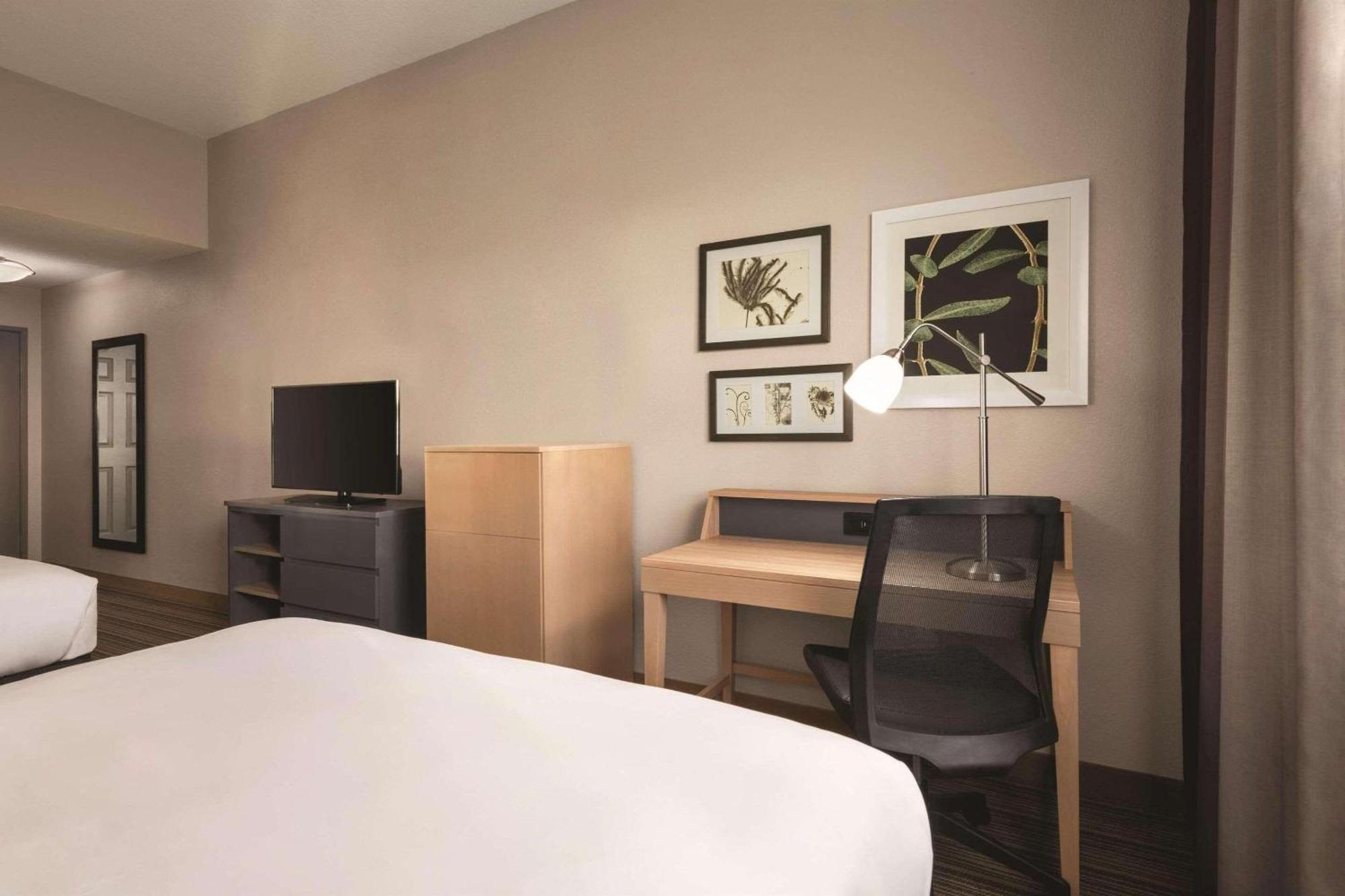 Country & By Radisson, Bradenton-lakewood-ranch, Fl Hotel
