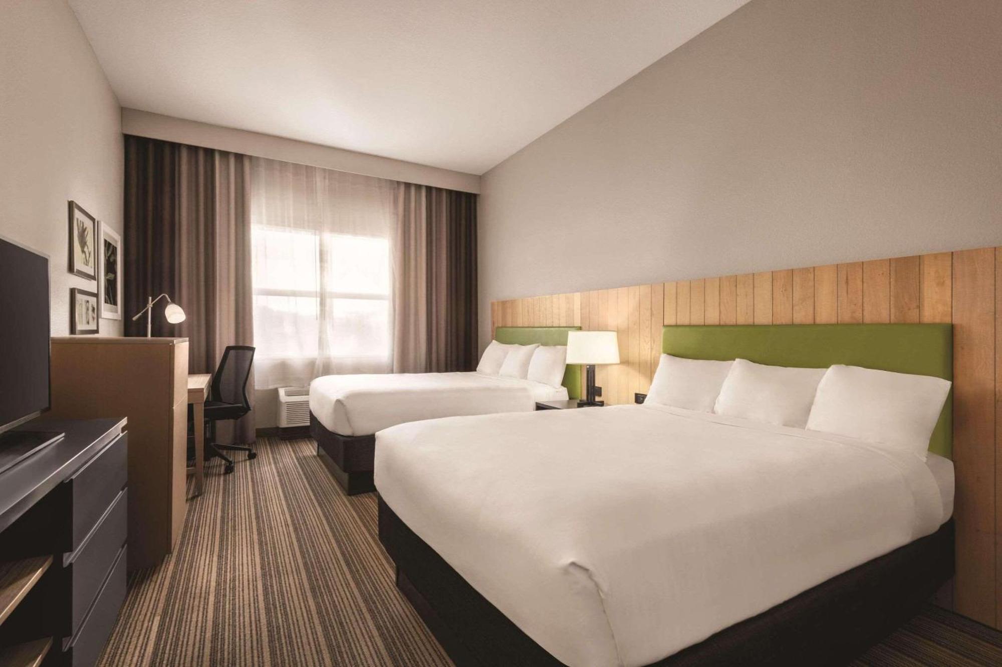 Hotel Country & By Radisson, Bradenton-lakewood-ranch, Fl