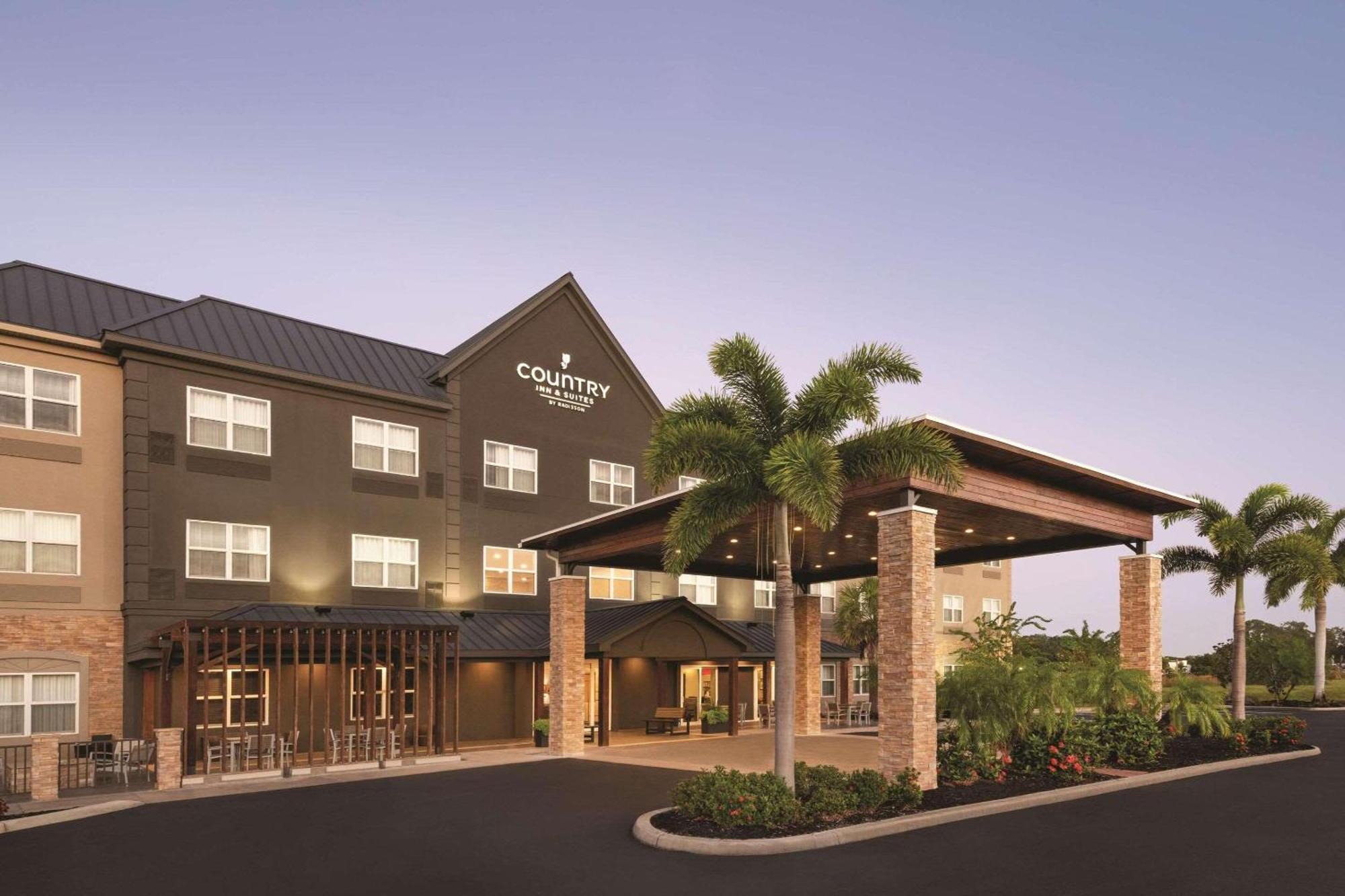 Country & By Radisson, Bradenton-lakewood-ranch, Fl Hotel