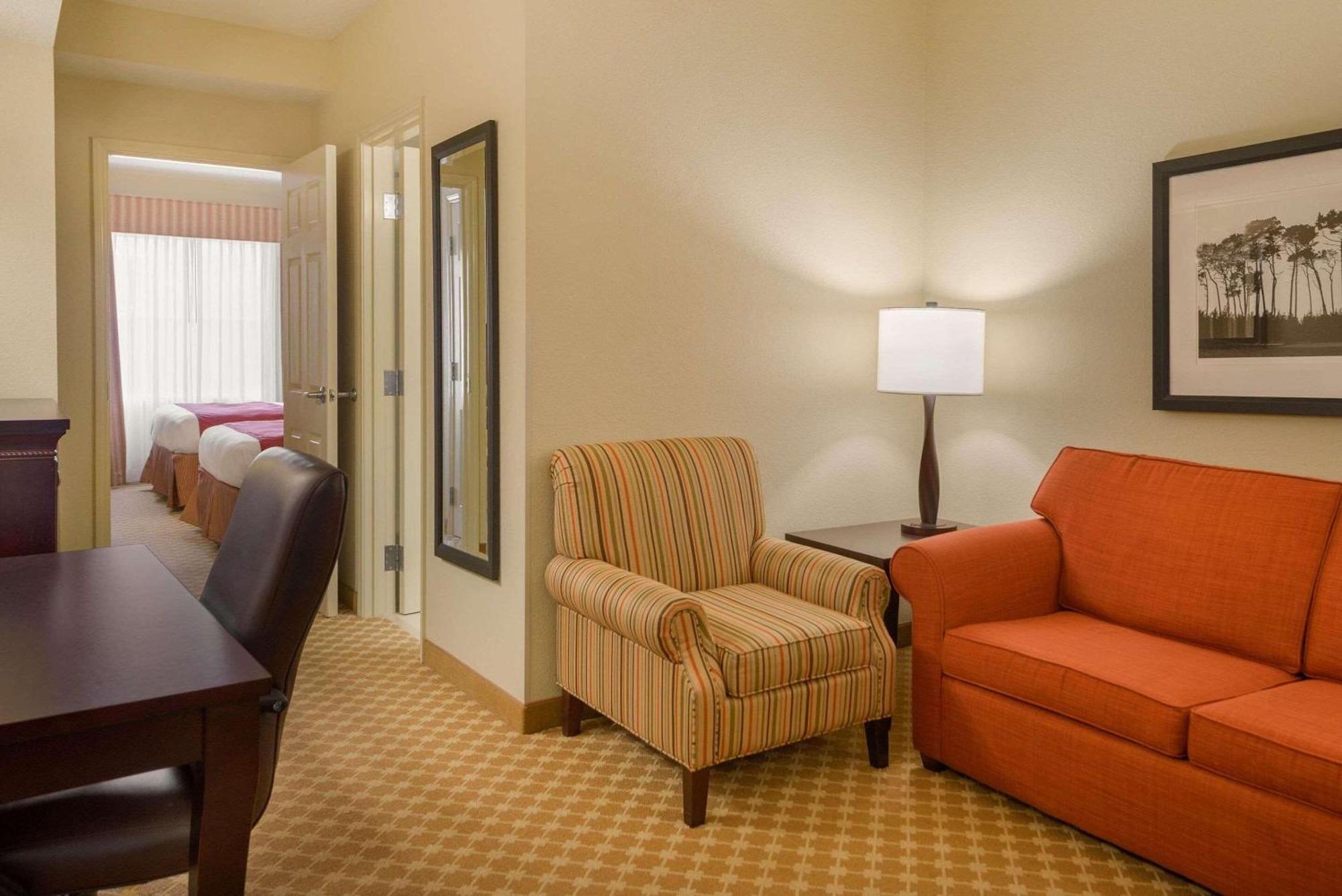 Hotel Country & By Radisson, Port Orange-daytona, Fl