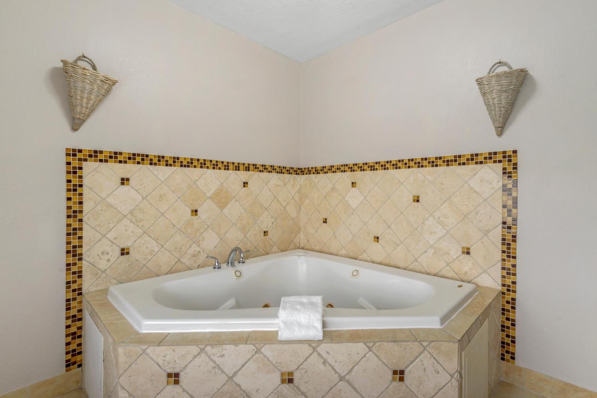 Country & By Radisson, Airport North, Fl 3*