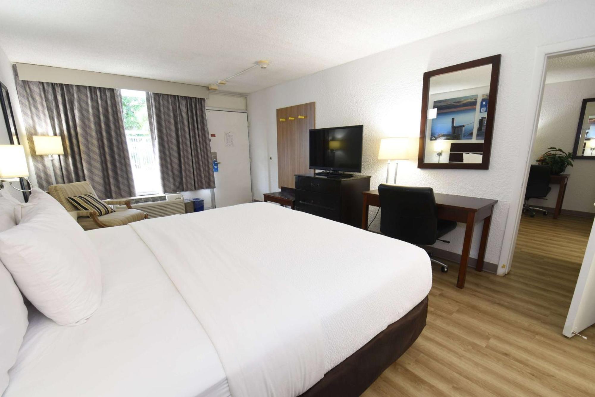 Hotel Days By Wyndham 3*