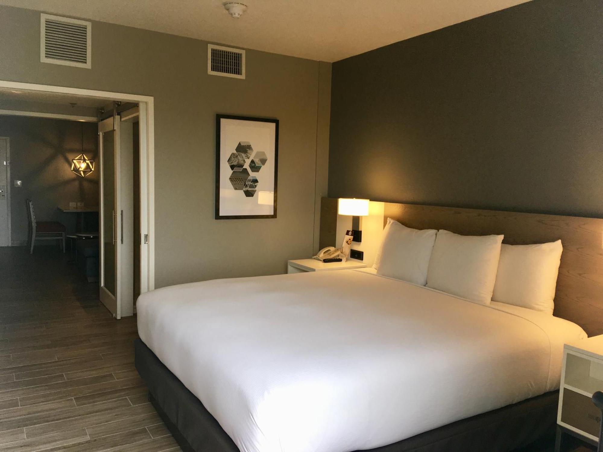 Doubletree By Hilton Oceanfront