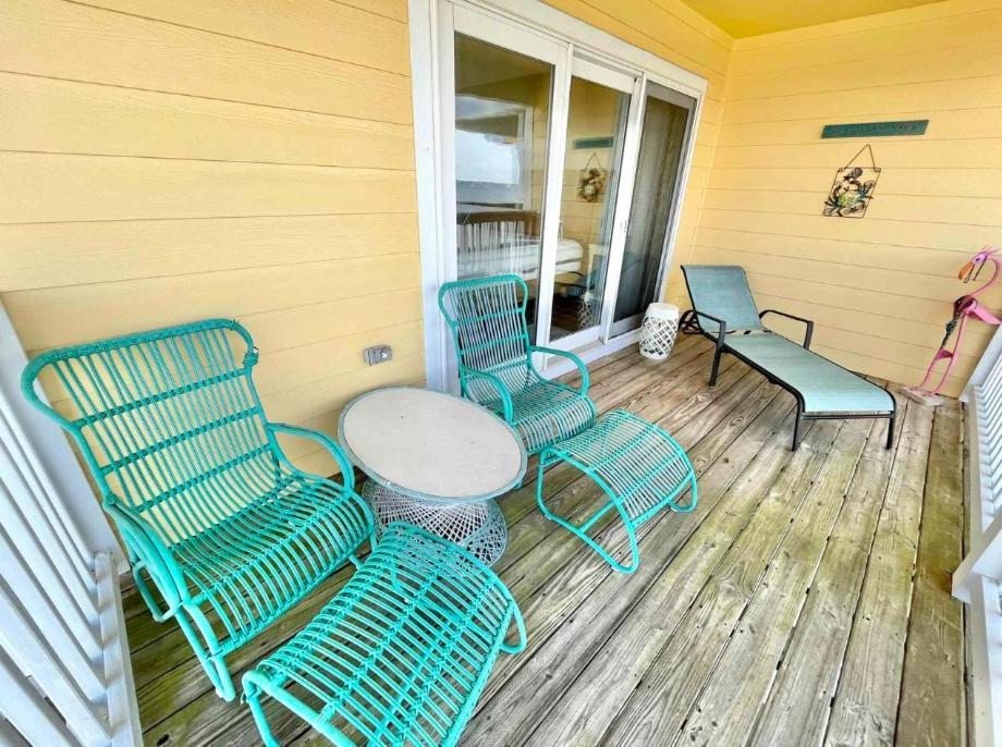 Innerarity Townhomes Unit 16064 *