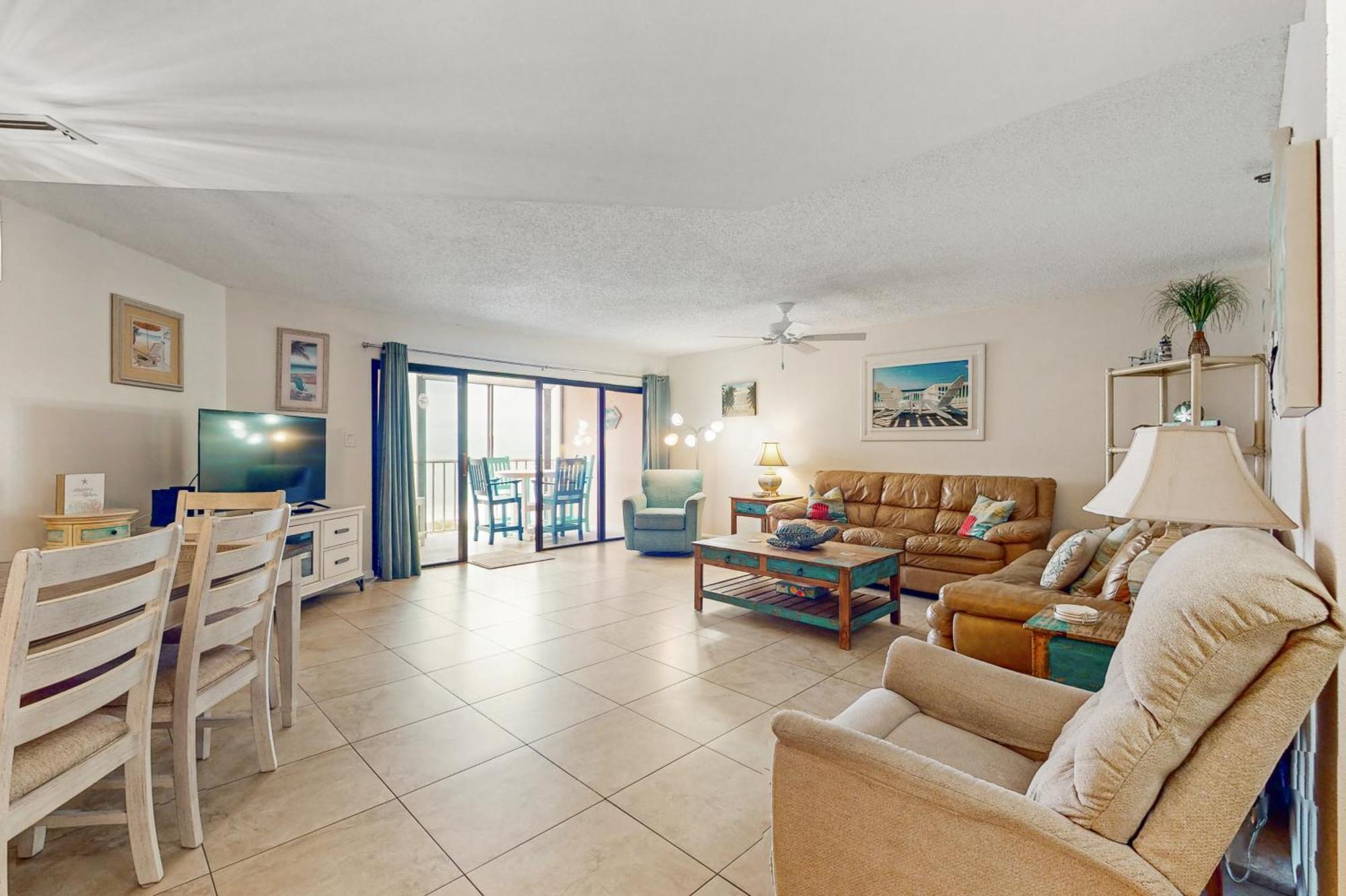 Reef Club 407 *