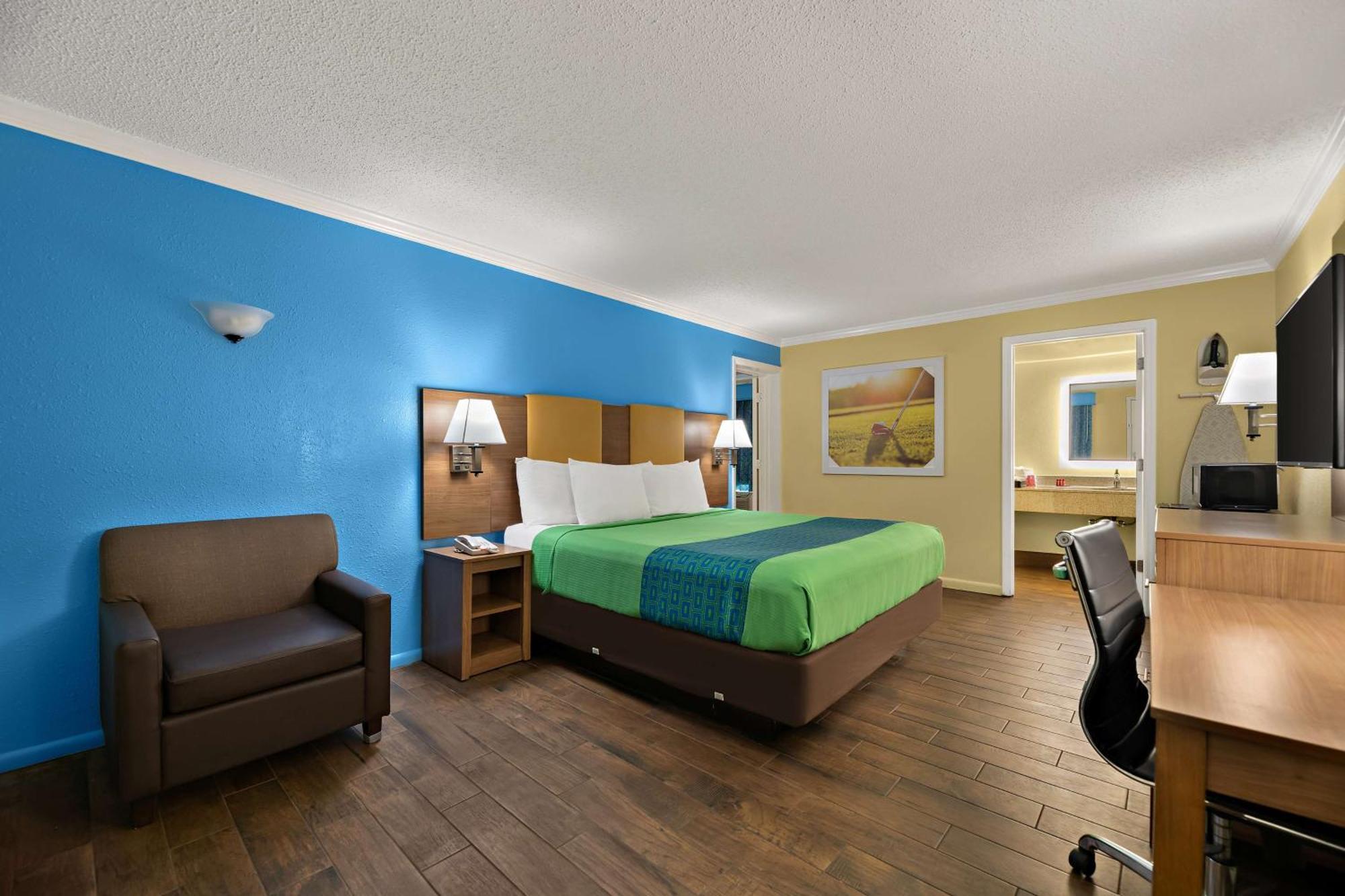 Surestay By Western Clermont Theme Park West