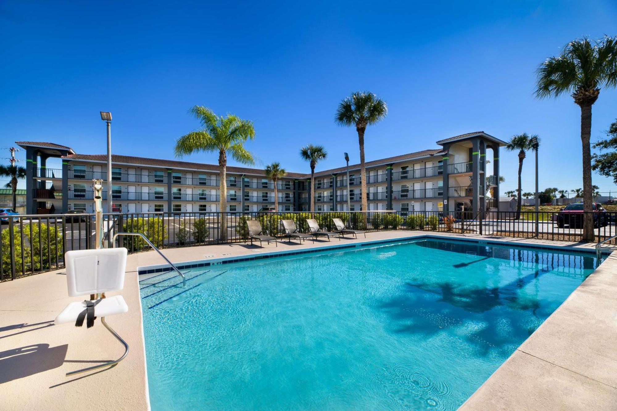 Surestay By Western Clermont Theme Park West Hotel 3*