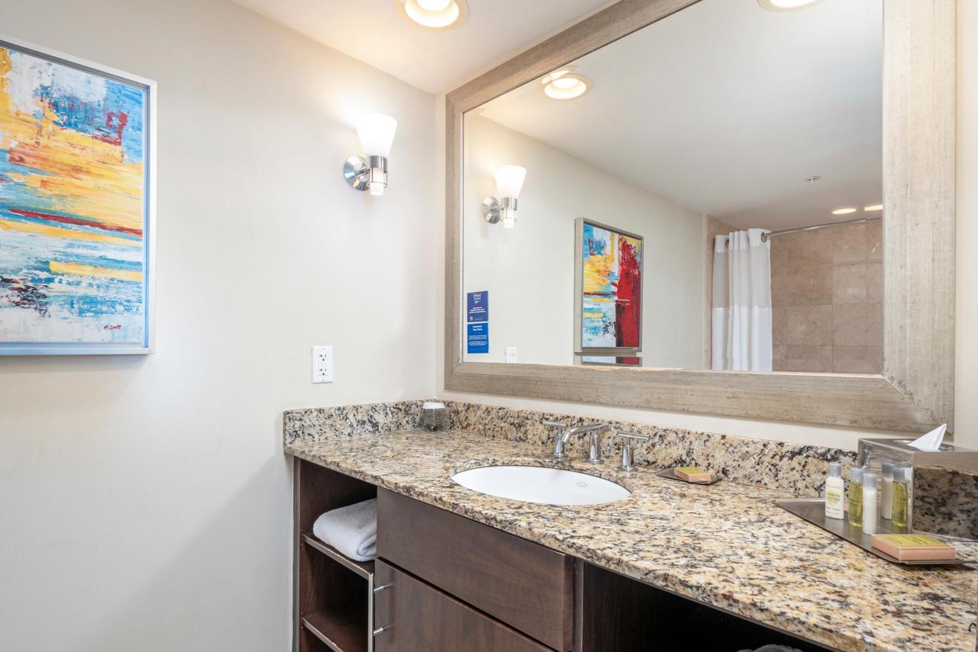 Gallery One - A Doubletree By Hilton Hotel Fort Lauderdale