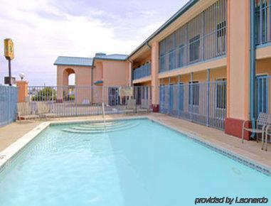 Super 8 - N.a.s. / Corry Area Motel Pensacola