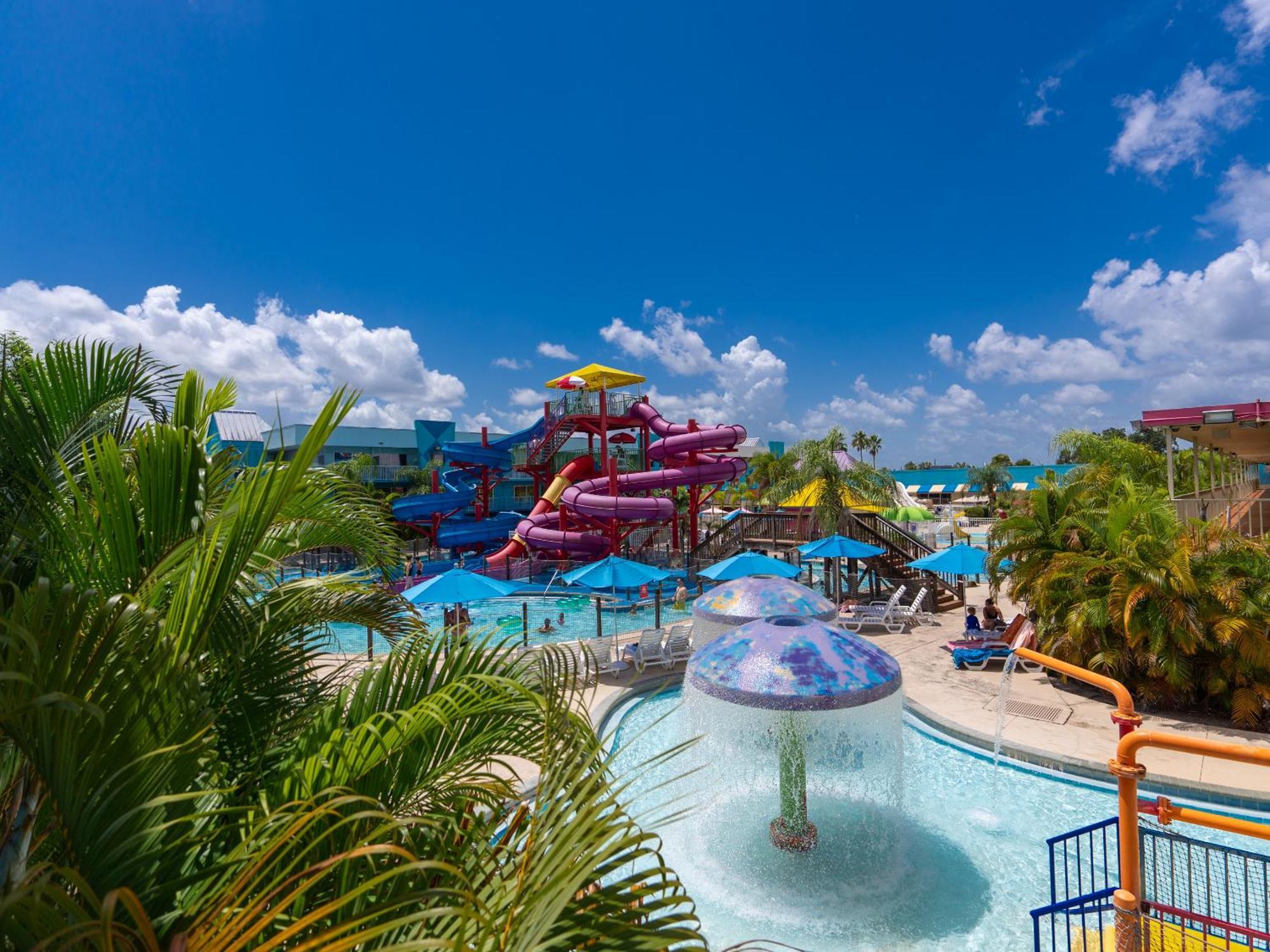 Hotel Ramada By Wyndham Flamingo Water Park Kissimmee