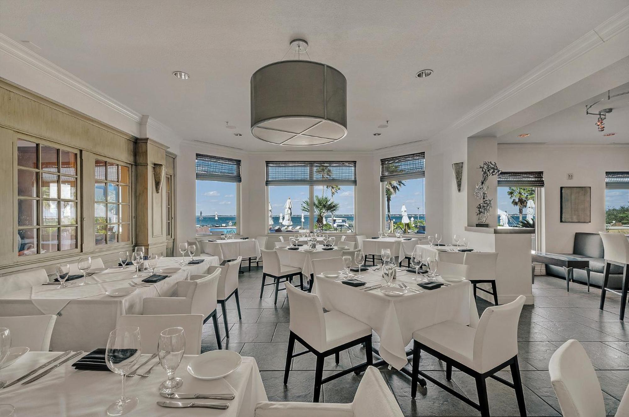 Aparthotel Portofino Tower1-908 Beachfront Sunrise Views *