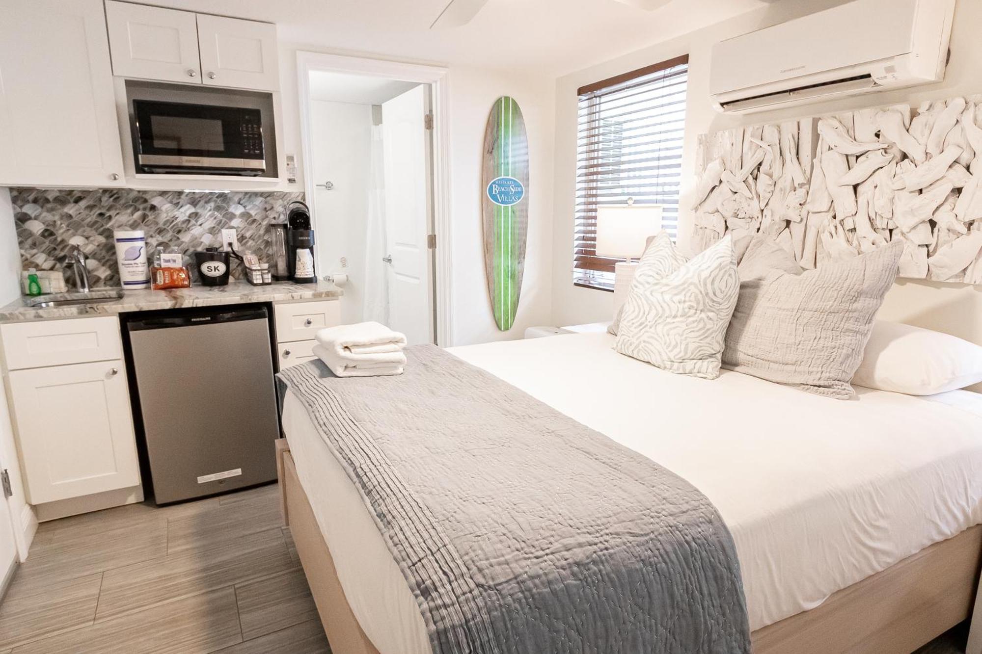 Villa Siesta Key Beachside